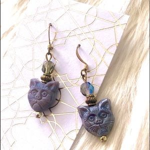 Grey Kitty Kitty Dangly Earrings!!!!